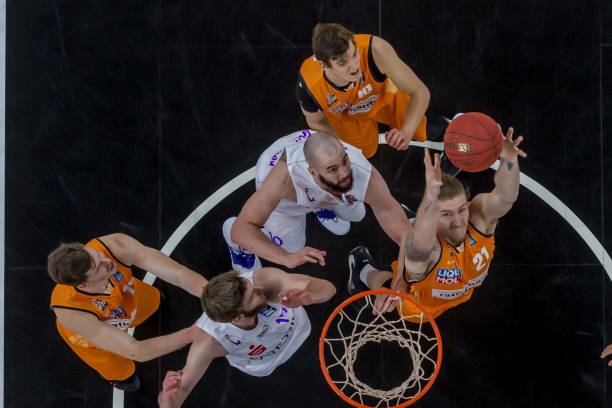 他们成功利 他们成功利