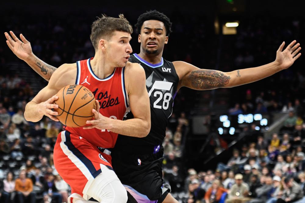 中频频亮相 中频频亮相