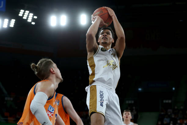 时刻出现了 时刻出现了