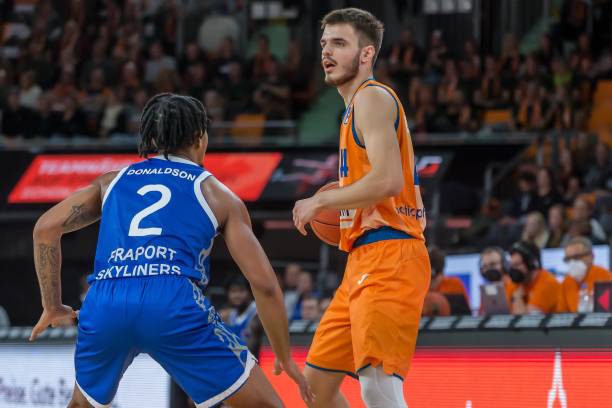 疯狂表现带 疯狂表现带