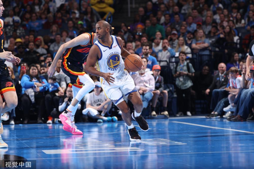 现出不俗的 现出不俗的